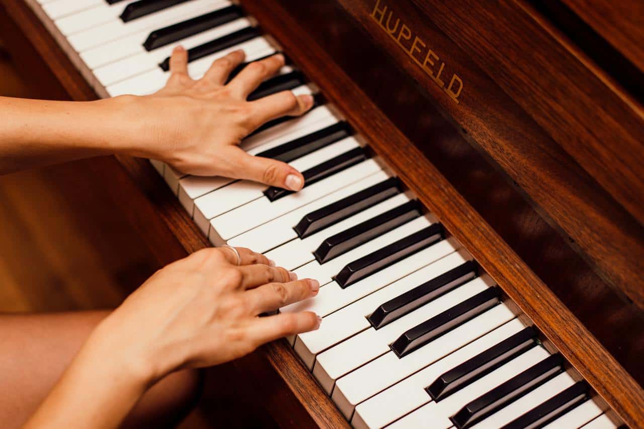 Nauka gry na pianinie – od czego zacząć?