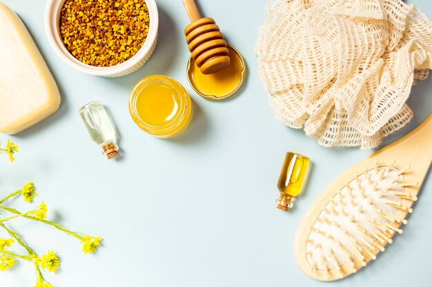 Jak naturalne produkty pszczelarskie wzmacniają naszą odporność – nieocenione korzyści dla zdrowia i urody